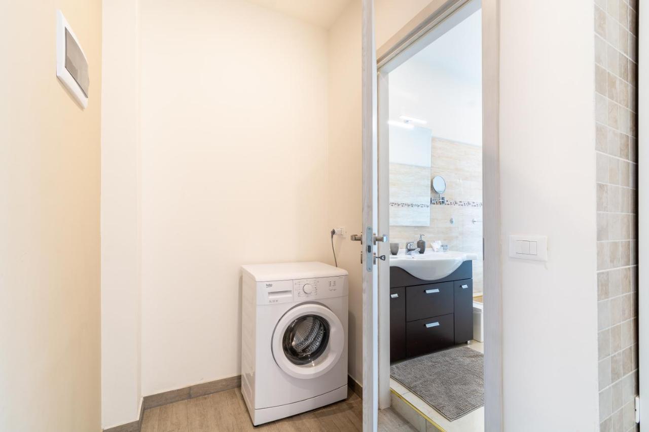 Bologna Train Station Apartment - Self Check-In Экстерьер фото